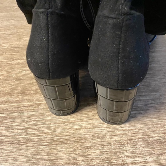 J Renee Women’s Block Heel Microsuede Boot - Picture 3 of 4